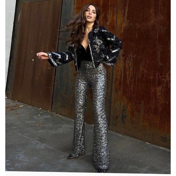 ZARA SILVER SEQUIN LEGGINGS / FLARE PANTS - Picture 1 of 14